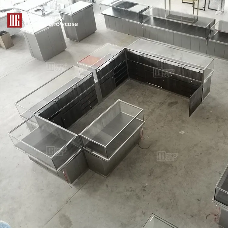 Custom wall hanging display case wholesale Manufacturer | DG Display Showcase 5