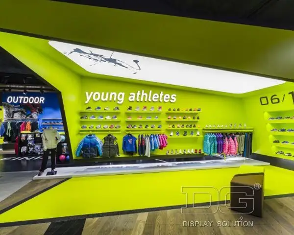 worldwide Display Showcase Manufacturer elegant | DG Display Showcase 3