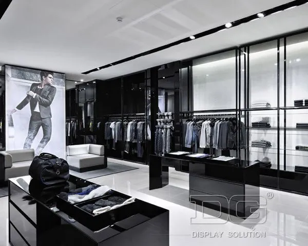 GR25 High End Fashion Men's Garment Display Stand 1