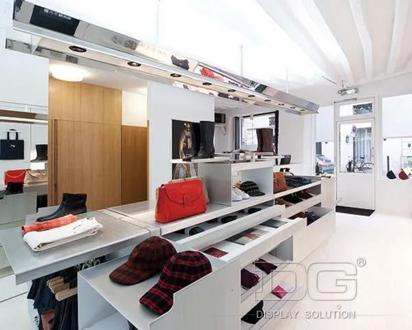 GR62 Men's Clothing Store Display Racks 1