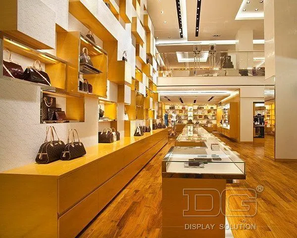 HB11 Fashion Wood Handbag Store Display Stands 1