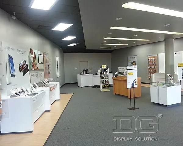 EL28 Mobile Phone Shop Interior Fit-out 1