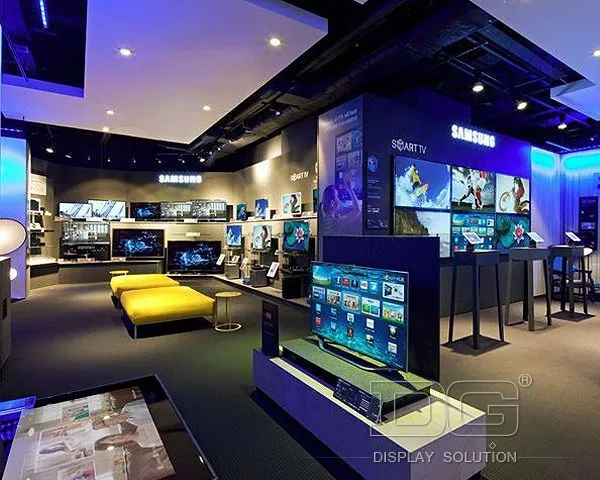 EL70 High End Electronic Showroom Design 1