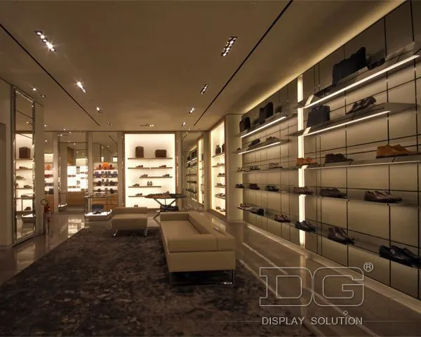 Cás Taispeána Bróga Adhmaid Balla FT48 1