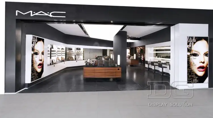 Custom makeup showcase personalized Manufacturer | DG Display Showcase 2