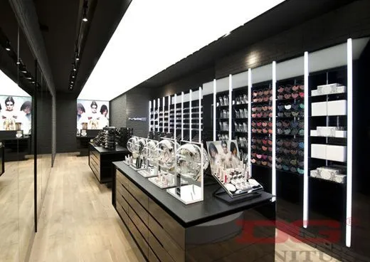 CM78 Μαύρη βάση μακιγιάζ Mac 1