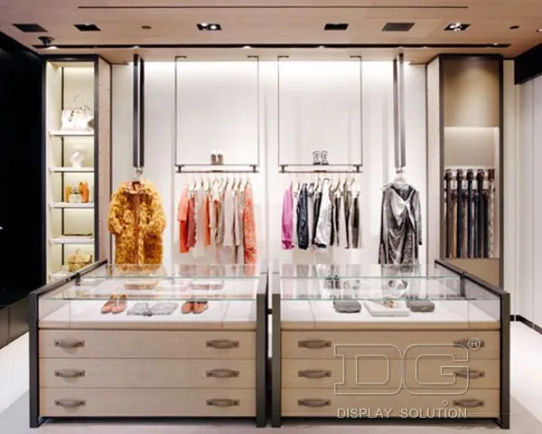GR03 Fabulous Women Clothing Store Furniture 1