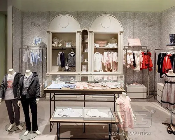 KG02 Βάση προβολής παιδικών ρούχων υψηλής ποιότητας 1