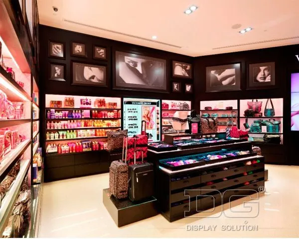 UG09 Βιτρίνα Εσωρούχων από Ξύλο Υψηλής Ποιότητας 1