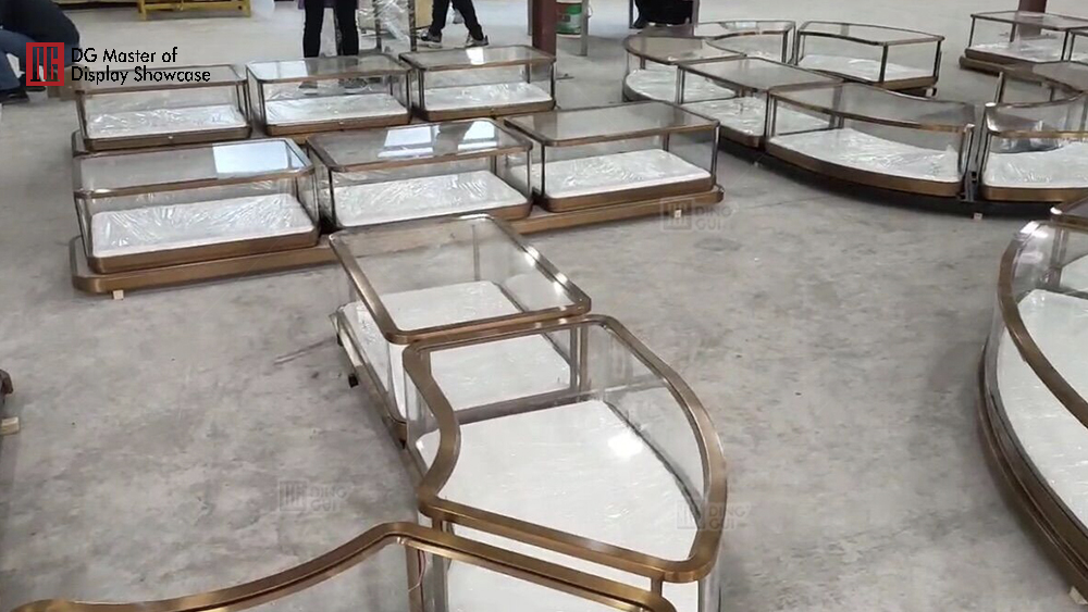 Projet Laofengxiang Luxusgeschäft 13