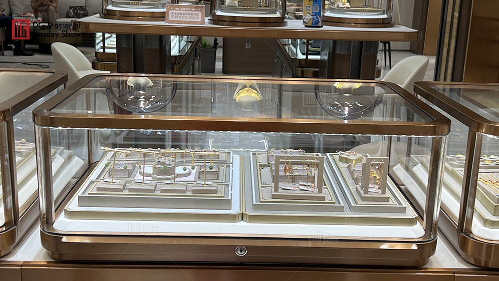 Projet Laofengxiang Luxusgeschäft 32