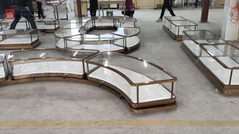 Projet Laofengxiang Luxusgeschäft 14