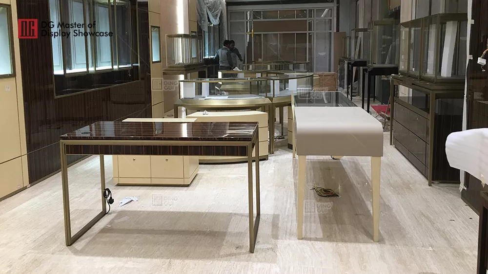 Projekt für eine exklusive Schmuckausstellung einer Luxusmarke in Bahrain 12