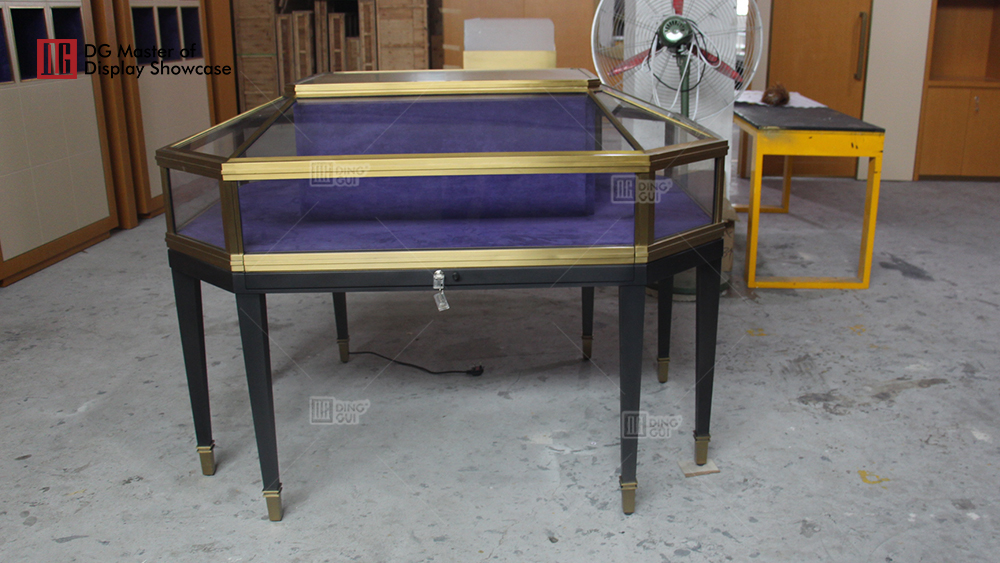 Lyxigt optiskt utställningsprojekt i Ghana 8