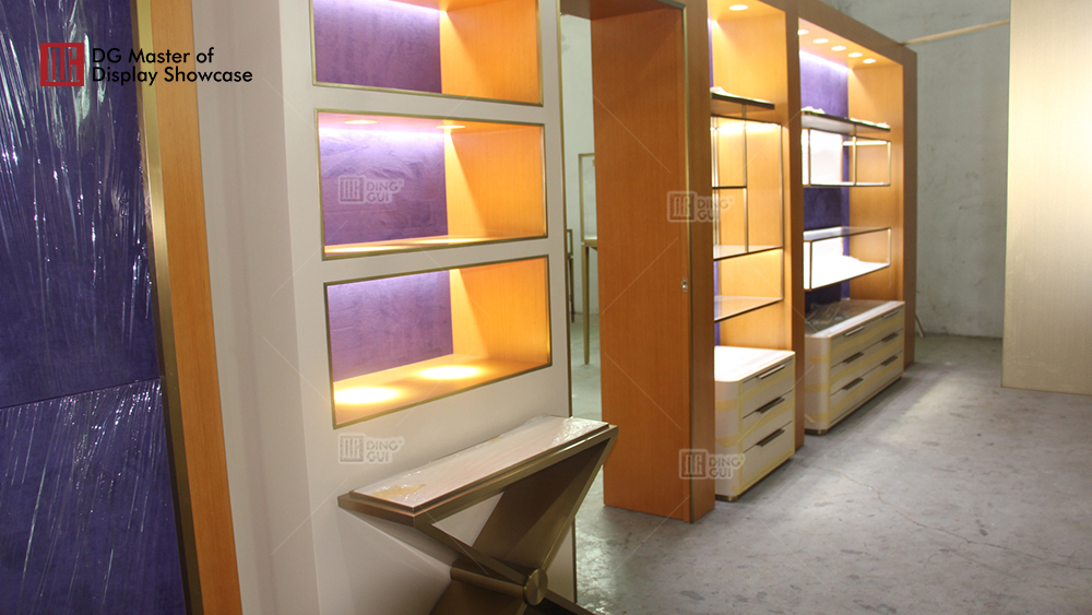 Lyxigt optiskt utställningsprojekt i Ghana 7