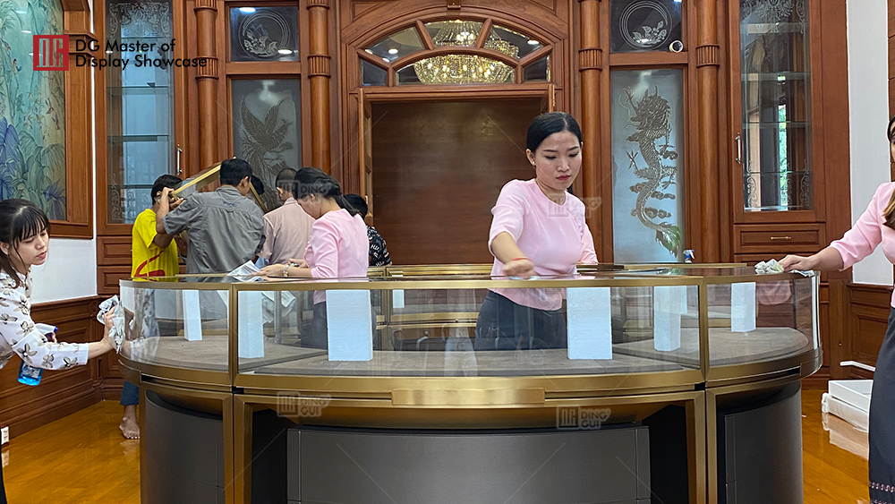 Projekt luxusní šperkovnice v Myanmaru 11