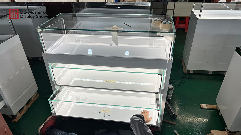 Projekt výstavy luxusních šperků v Saúdské Arábii 10