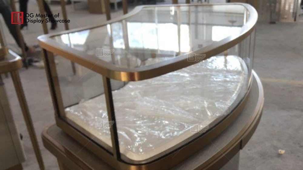 HERA Luxe Sieraden Showcase-project 11