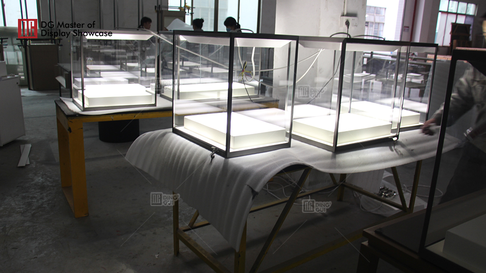 Projekt für eine exklusive Schmuckausstellung in Dubai 7