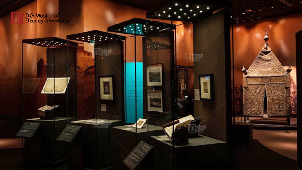 Saudi Museum Display Showcase Project 13