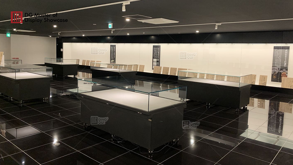 Japanese History Museum showcase custom project 5