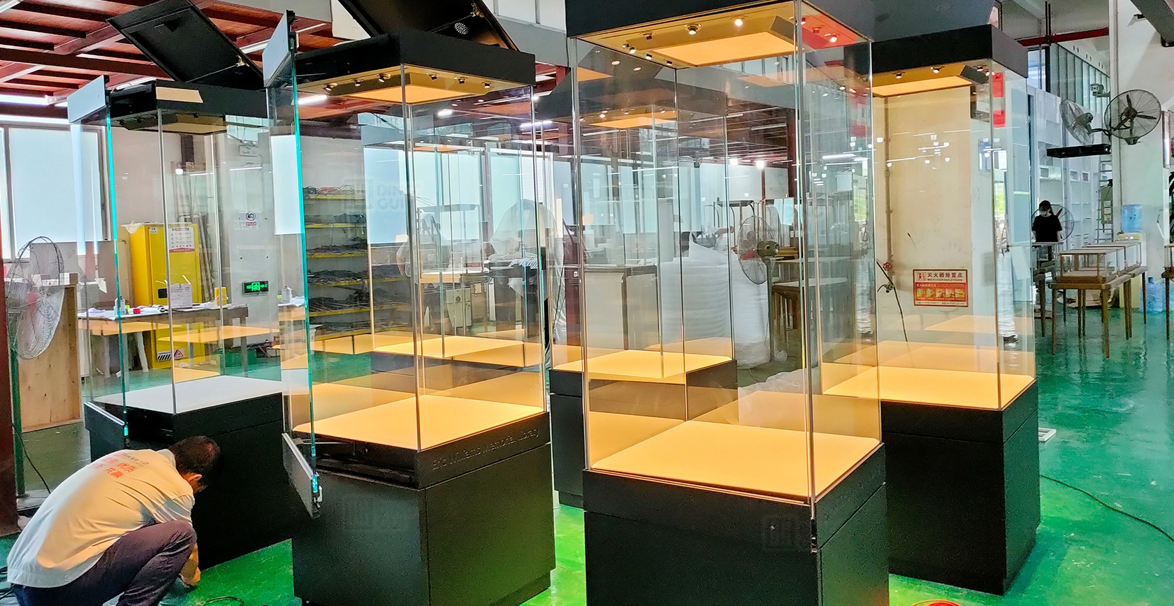 Trinidadian Historical Figures Memorial Hall display cases design project 1