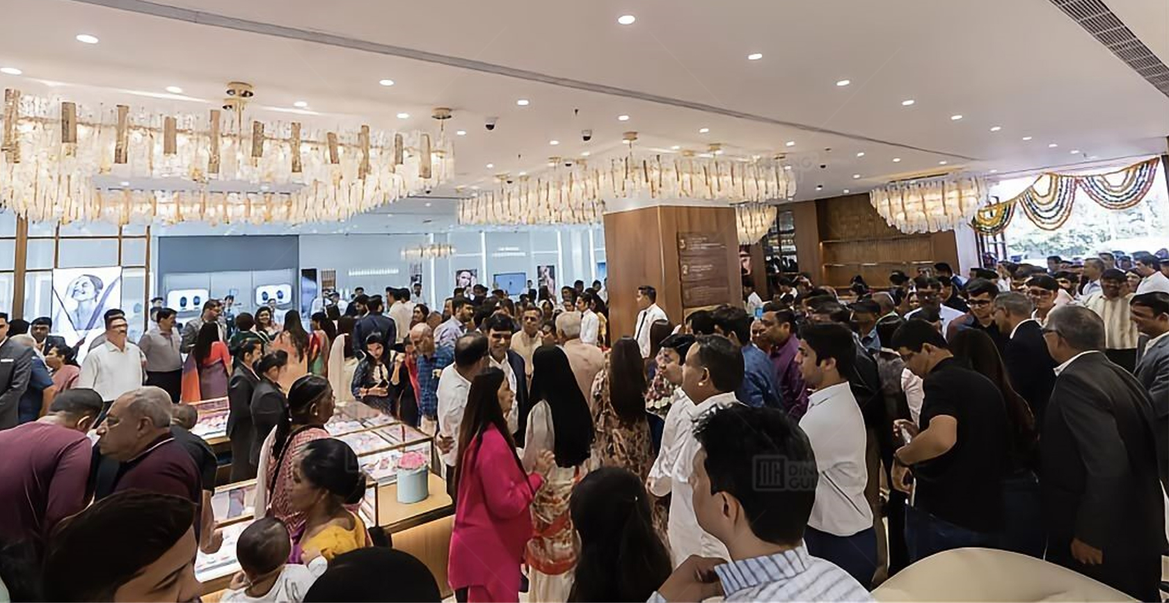 Komplexní řešení pro obchody s luxusními šperky v Indii 3