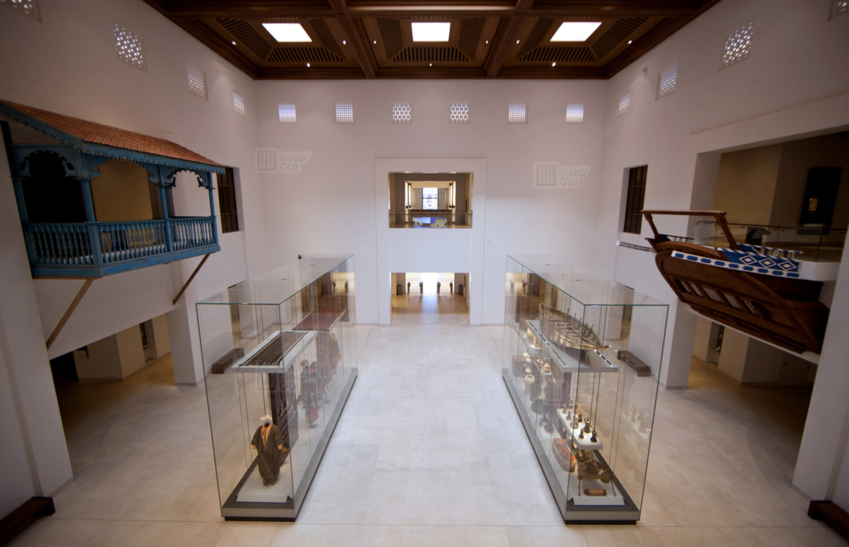 Oman National Museum Display Case Design 3