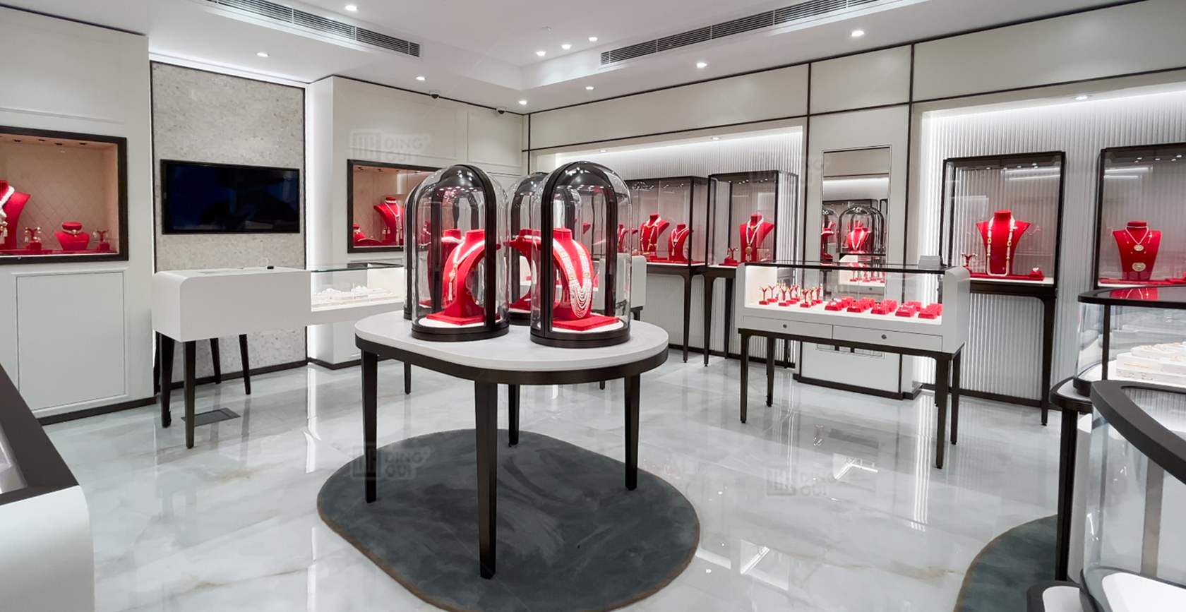 One Stop Solution of High-End Jewellery Display Project In Qatar 3