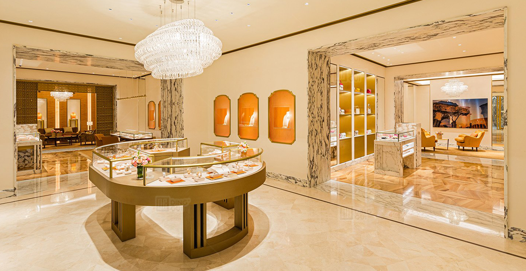 Italian luxury high-end jewelry brand store 2