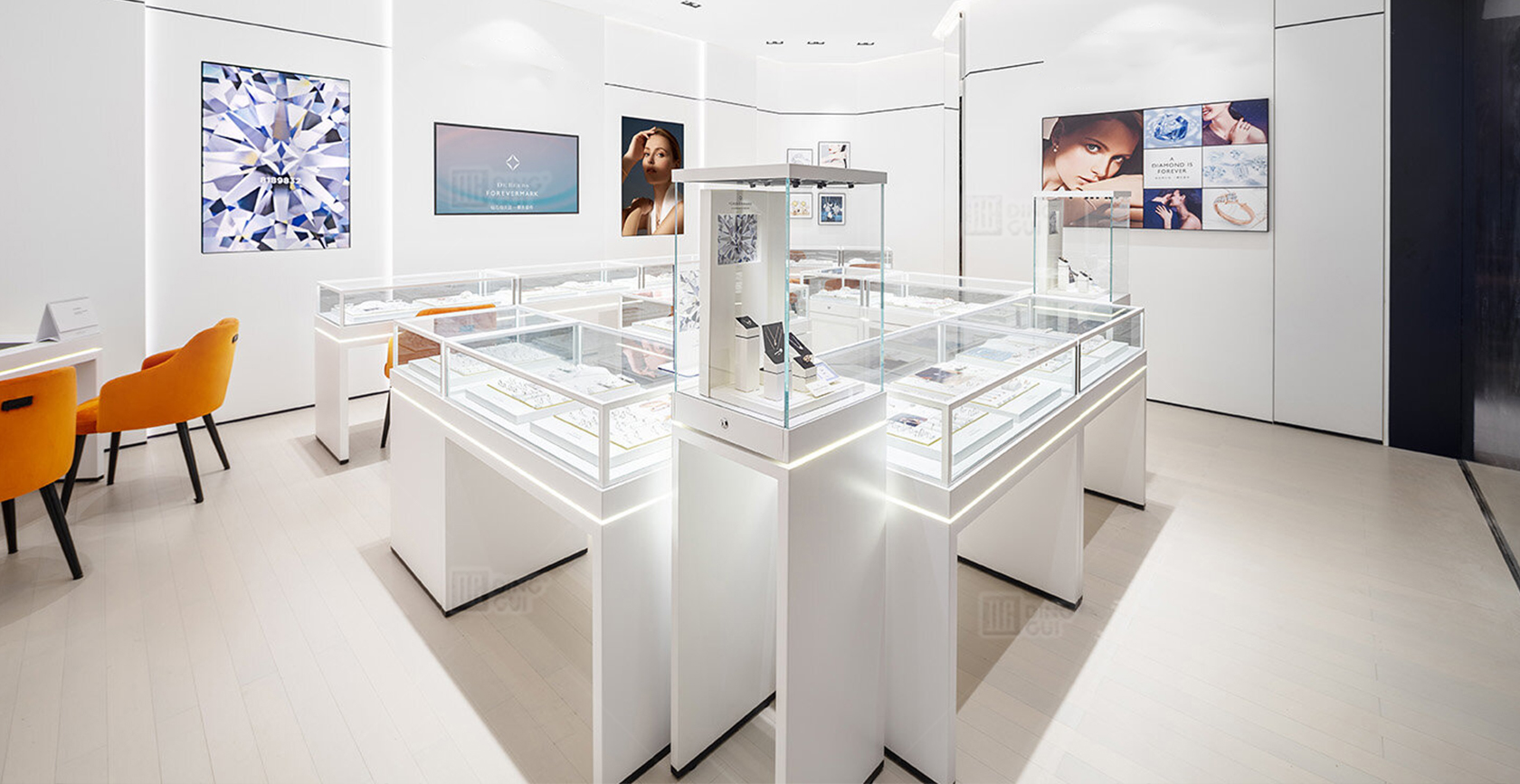 Britský luxusní obchod s vytříbenými diamanty 3