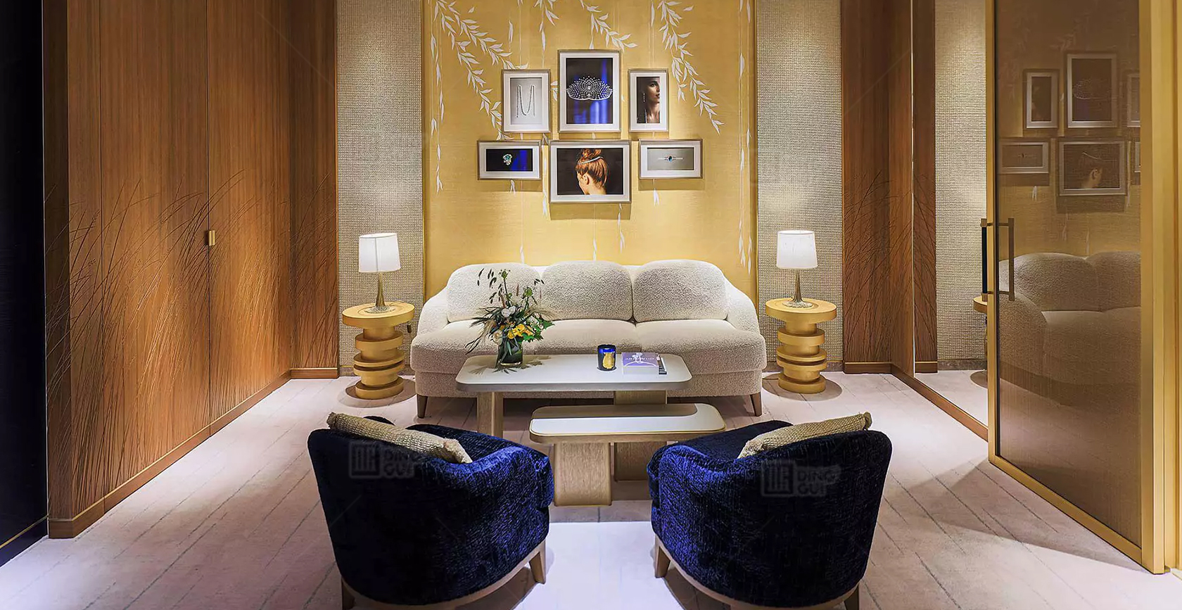 Unique French Jewelry and Watch Brand Store 4