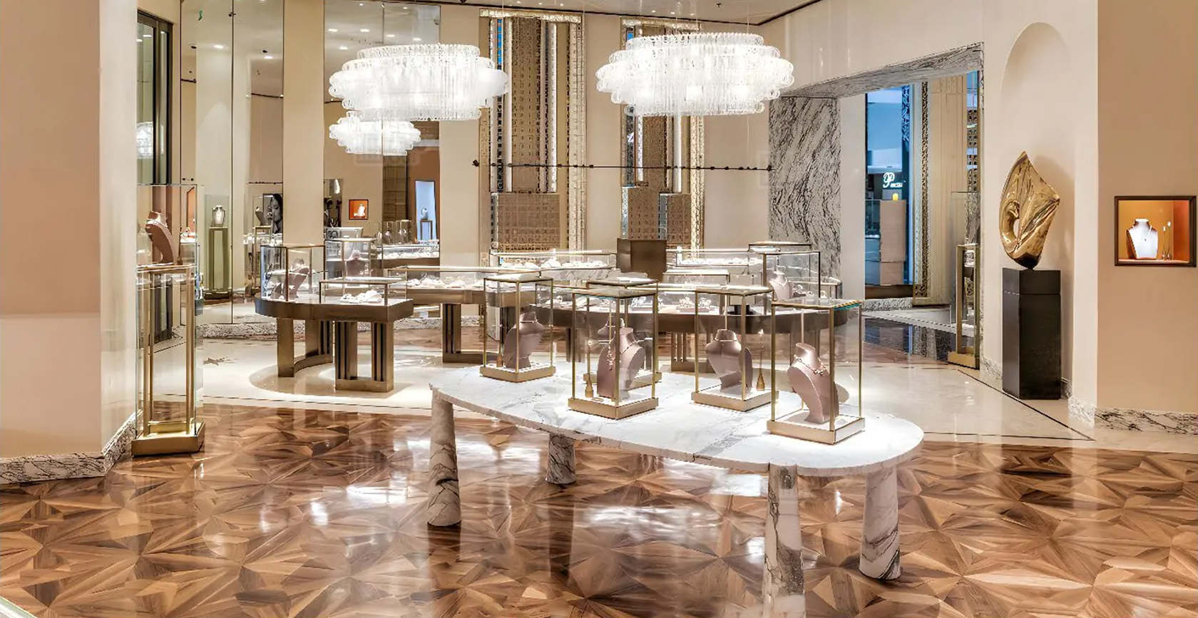 High-end Jewelry Brand Display Cabinets In Italy 2