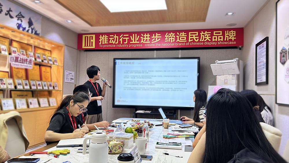 Maacht weider Fortschrëtter, sidd dankbar fir Är Kollegen 2