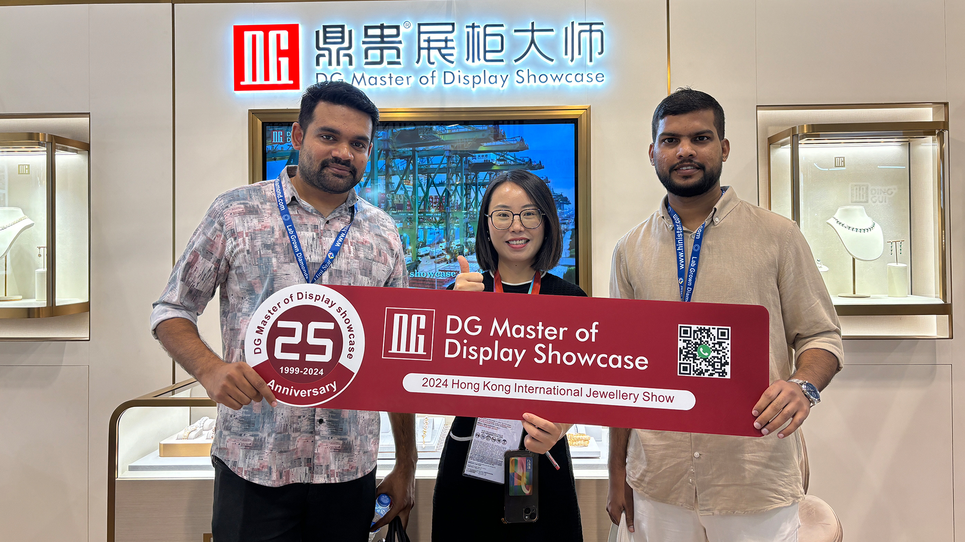 Illuminating Jewelry, Elevating Value — Together, Let's Create a Brilliant Future 1