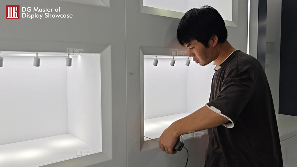 Warum besichtigen die Designer und Vertriebsmitarbeiter von DG die Ausstellungsstücke im Werk persönlich? 2