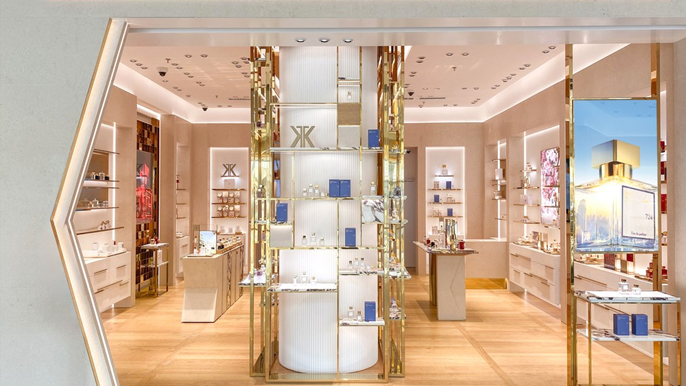 Smell the Difference: Perfume Store Layout Strategy 1
