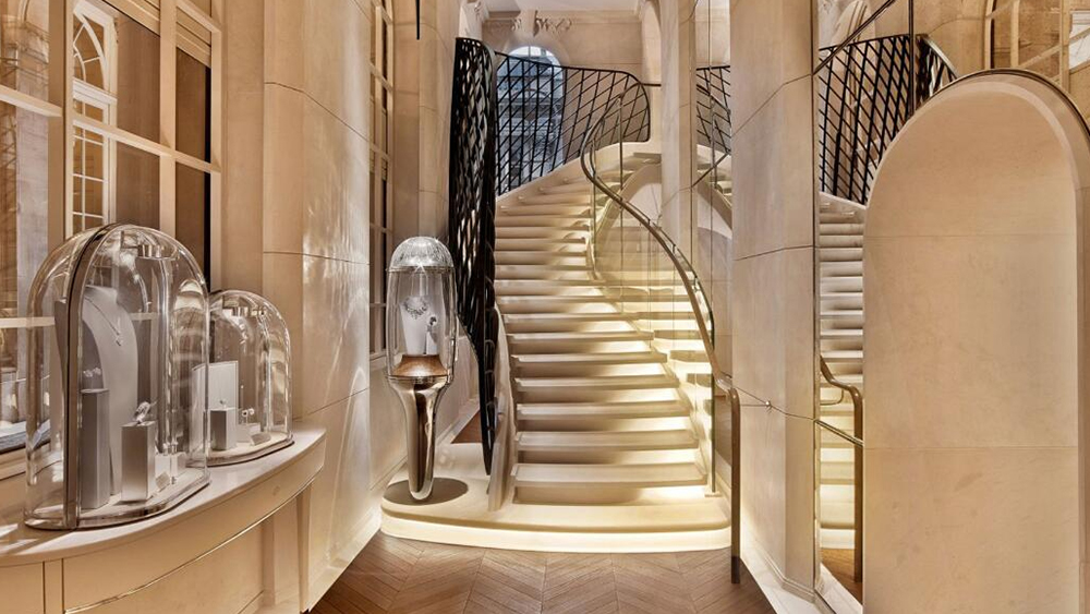 Zərgərlik nümayişi sənəti: Qeyri-ənənəvi vitrinlərin dizaynı və tətbiqi 2