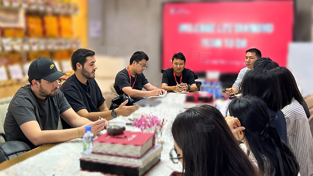 French designer joins forces, engages in in-depth discussions with DG, collaborates for development 1