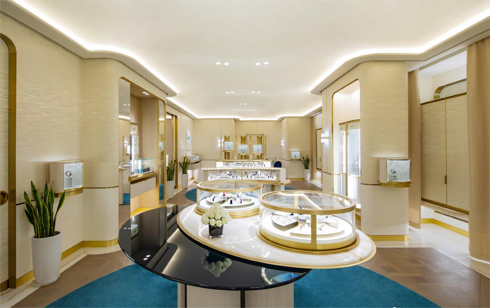 Luxusní směsi a zářivé květy – unikátní obchody s kolekcemi šperků vedou trend 1