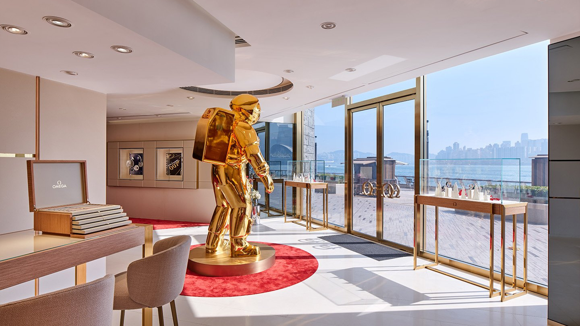 Kühne Innovation, führende Modetrends: Analyse des Innendesigns des neuen Omega-Flagship-Stores 2