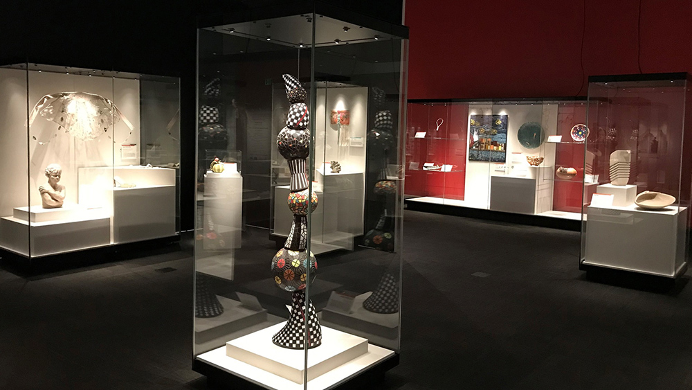 Att öppna historiens fönster: Reflektion över olika perspektiv och inkludering i designen av museimontrar 1