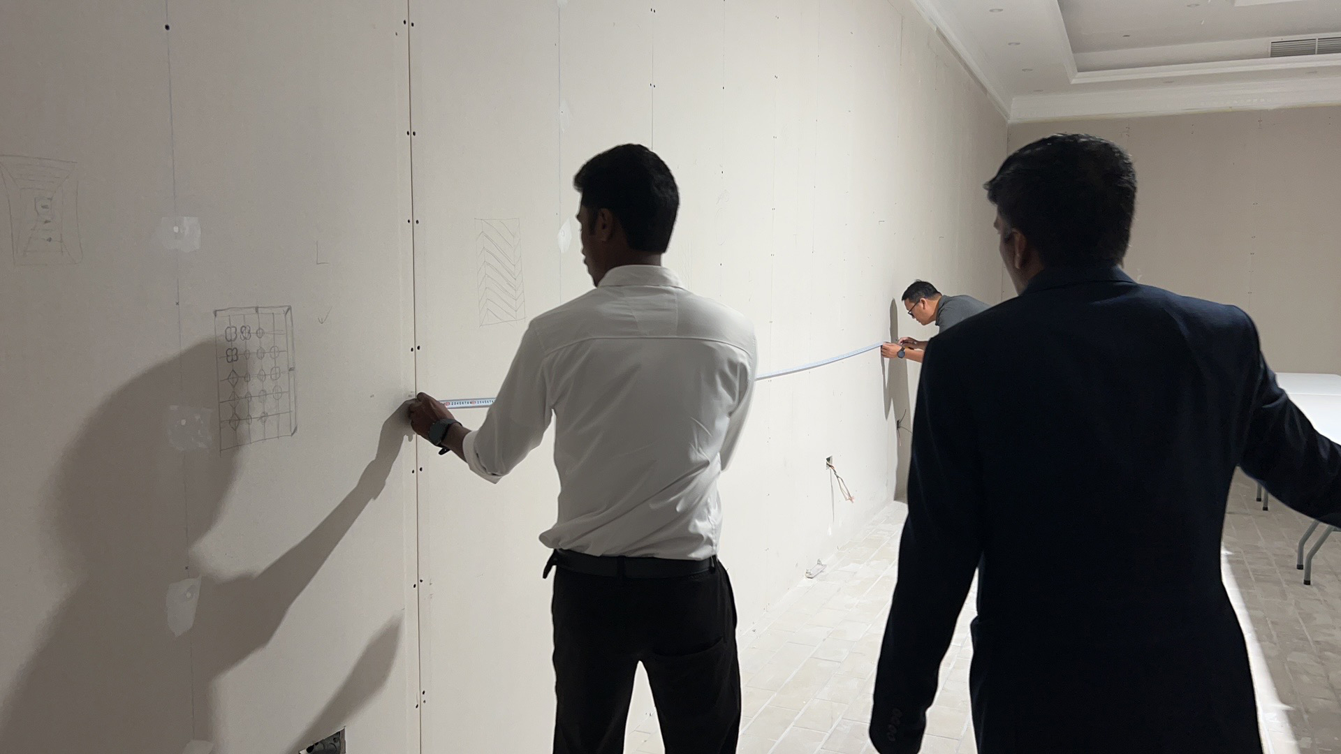 Η επαγγελματική ομάδα της DG προσκλήθηκε στις εγκαταστάσεις του πελάτη στο Κουβέιτ, παρέχοντας πλήρη υποστήριξη για εξατομικευμένες υπηρεσίες. 3