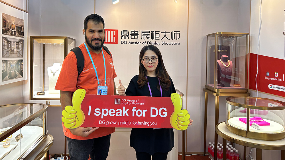 "Fan Frenzy! DG Display Showcase bereikt nieuwe hoogten op de Canton Fair 4