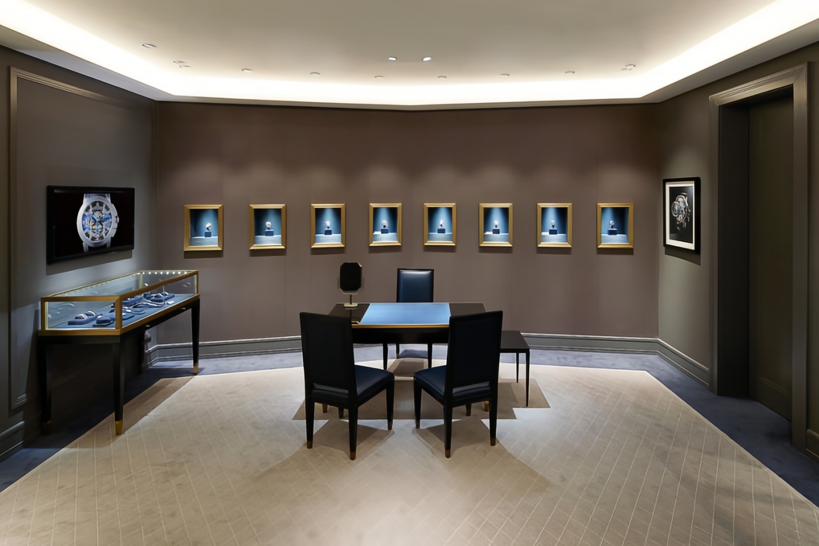 Zərgərlik vitrinlərinin dizaynının və tərtibatının əhəmiyyəti 3