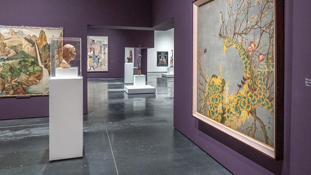 Museum Display Showcase Styles and Aesthetics 1