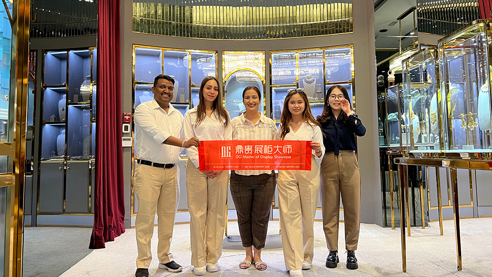 DG Middle East Journey: Udforsker nye tendenser i displaybranchen med vores kunder 1