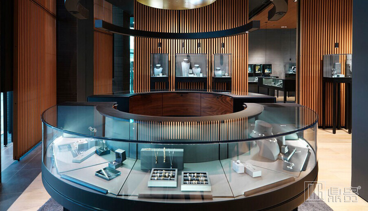 Výber najlepšej sklenenej vitríny 1