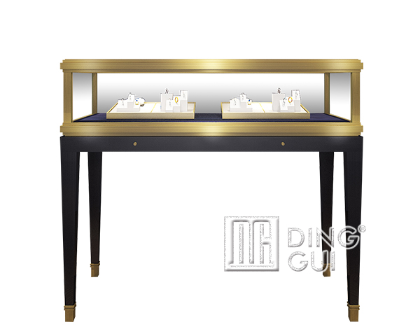 Winkeldisplayontwerp 1