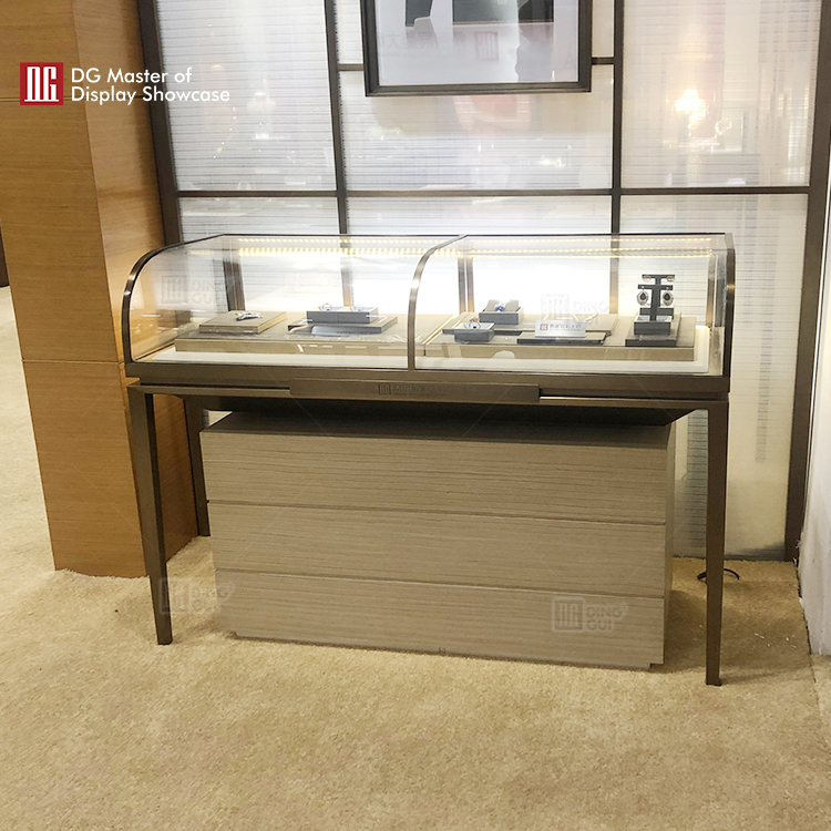 fine quality Single product showcase modern design | DG Display Showcase 9